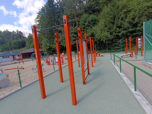 Workoutové hřiště